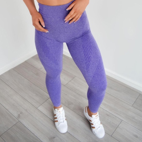 Gymshark Vital Seamless bright purple Leggings. Size small. - Picture 2 of 3